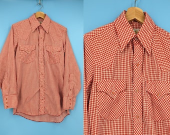 Vintage 70s Men's Red Gingham Long Sleeve Western Pearl Snap Shirt - Seventies Collared Men's Medium / Large Shirt