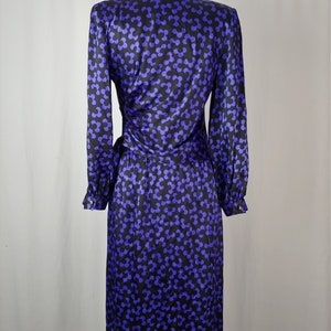 Albert Nipon 90s XS Purple Black Floral Silk Blouse and Skirt Set Nineties Flower Print Silk Set image 6