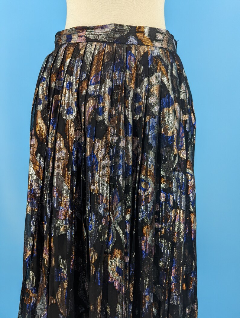 Vintage 80s XS Metallic Floral Mid Length Skirt Eighties Evan-Picone Midi Skirt image 2