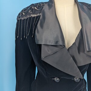 Vintage 80s Black Velvet Cropped and Fitted Western Tuxedo Jacket with Broad Shoulders and Beaded Trim Size 9 image 2
