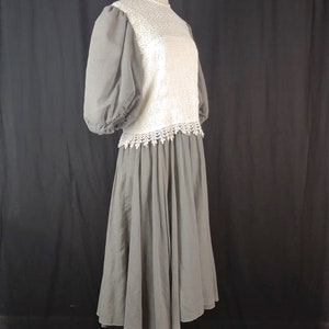 Vintage Eighties Gray and White Lace Bodice Dress Large 80s Dress with Puffy Sleeves Full Skirt Princess Sleeves image 5