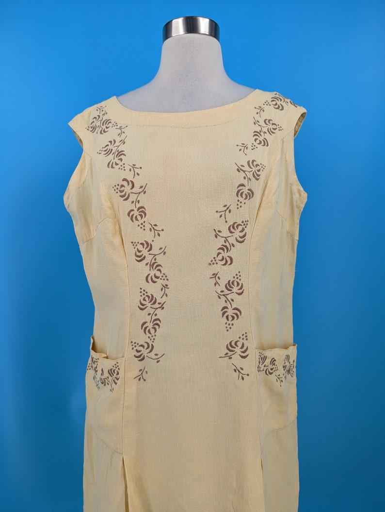 Vintage 60s Yellow Linen Large Sleeveless Embroidered Shift Dress with Pockets image 2