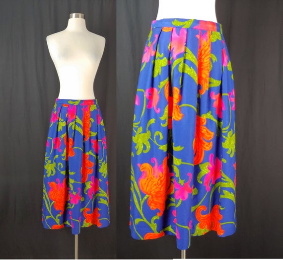 Vintage 60s 70s Blue Floral Print Pleated Barkclo… - image 1