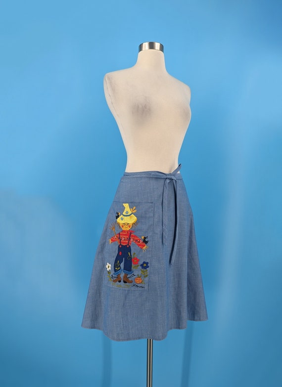Vintage 70s Small Chambray Wrap Skirt with Scarec… - image 3