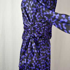 Albert Nipon 90s XS Purple Black Floral Silk Blouse and Skirt Set Nineties Flower Print Silk Set image 4