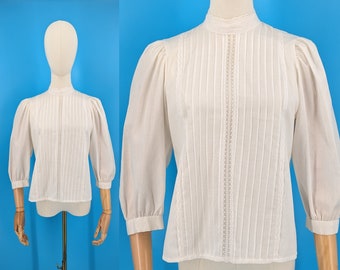 Seventies "You Babes" White 3/4 Sleeve Pintuck Blouse - 70s Medium Prairie Style Button Back Top