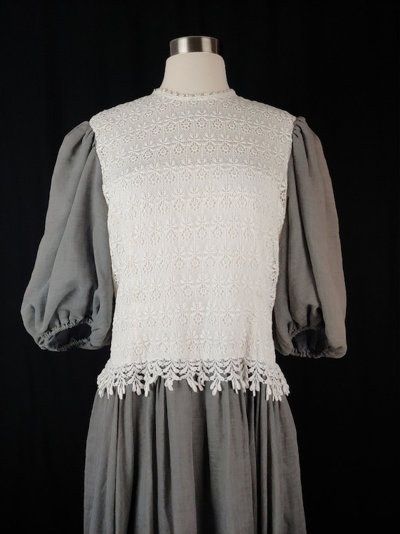 Vintage Eighties Gray and White Lace Bodice Dress… - image 2