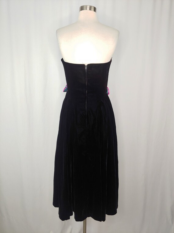 Vintage Eighties Black Velvet Strapless Formal Pr… - image 4