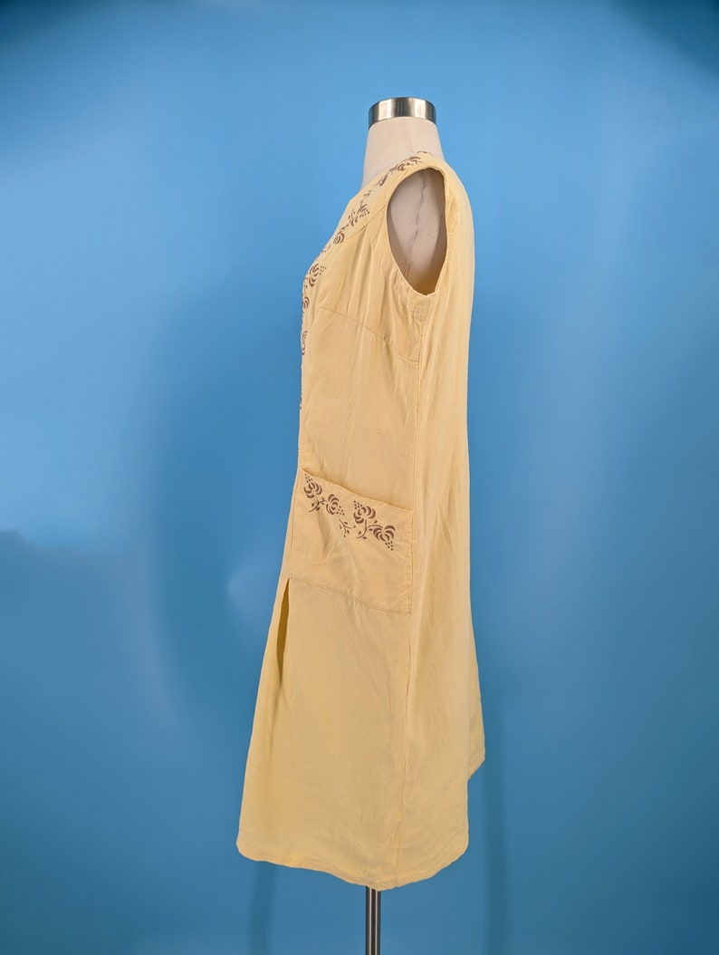 Vintage 60s Yellow Linen Large Sleeveless Embroidered Shift Dress with Pockets image 3