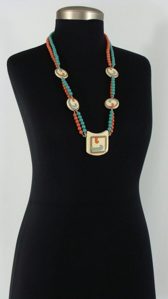 Vintage Seventies Necklace - 1970's Pendent Neckla