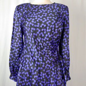 Albert Nipon 90s XS Purple Black Floral Silk Blouse and Skirt Set Nineties Flower Print Silk Set image 3