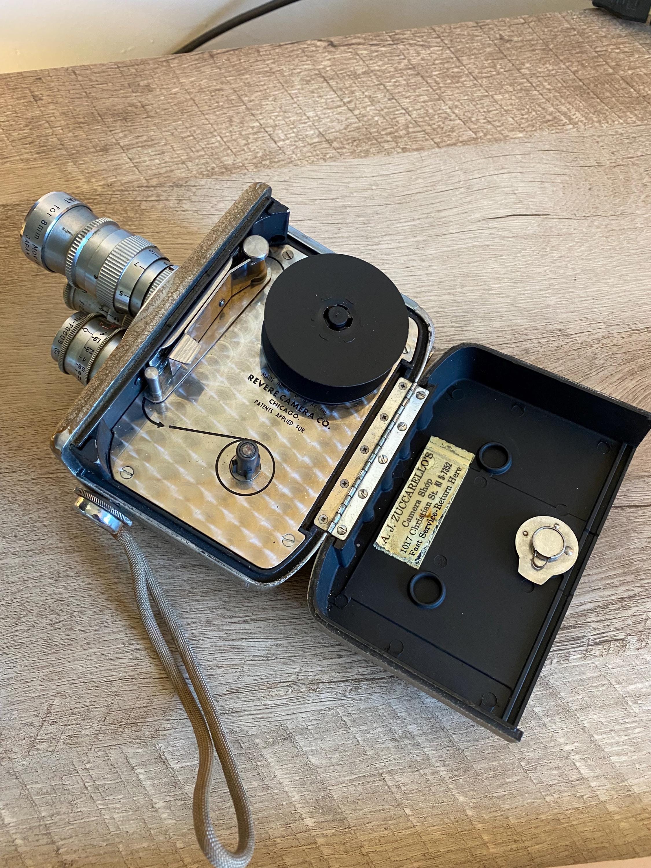 Vintage Revere Eight-model 84- 8mm Movie Camera 1950s, Retro Video