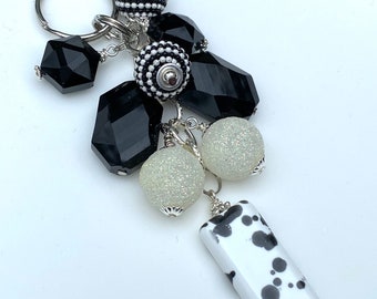 Llavero con cuentas de azabache / Dije para bolso / Llavero / Dije para bolso / Adorno para bolso / Dije para bolso / Joya para bolso