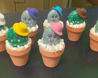 Cactus con sombreros felices / Rocas de río pintadas a mano / Rocas pintadas / Regalo de inauguración de la casa / Regalo para maestros