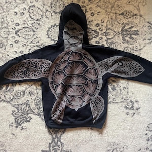Sudadera con capucha de Turtle Bleach