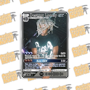 Vernietig Lonely Holographic Trading Card – Zeldzame underground rap verzamelobject, opium fanart, limited edition glitter esthetiek