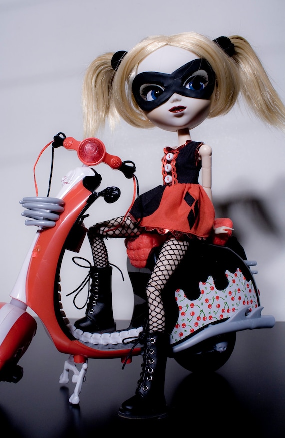 harley quinn pullip doll