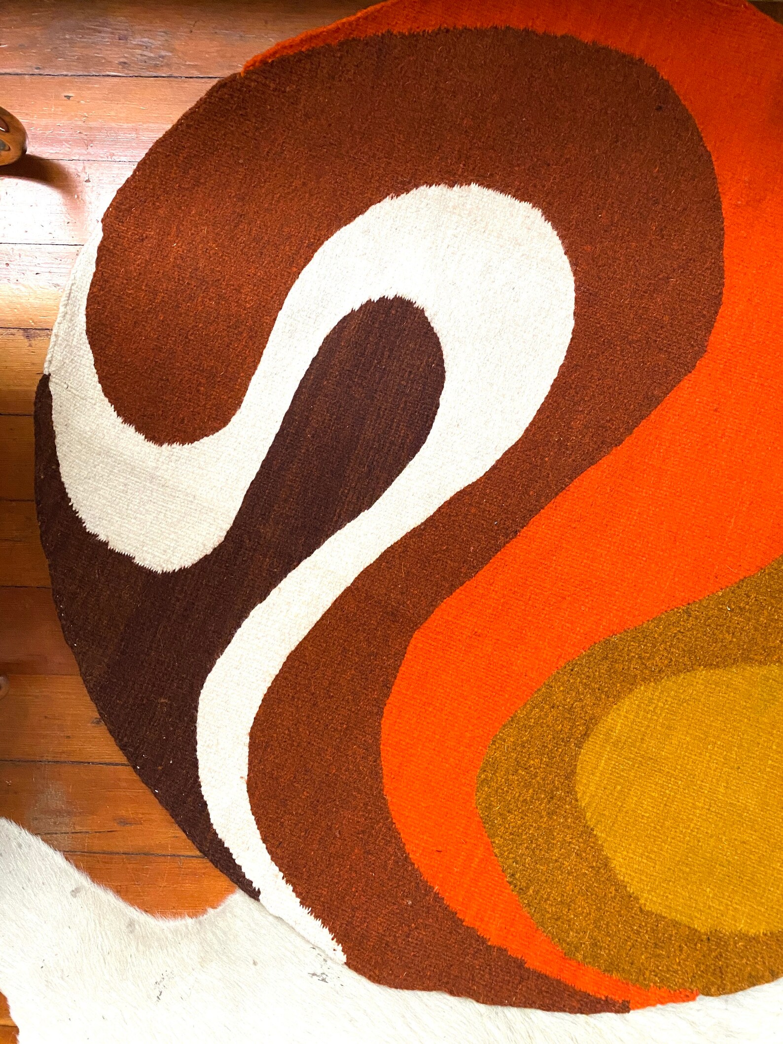 Circular Rug Hand Made Wool Washable Circle Rug Round Rug Etsy