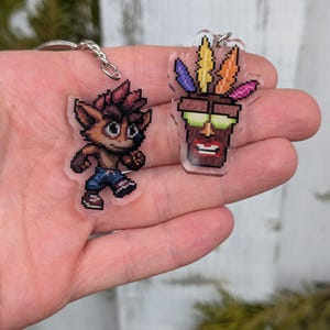 Crash bandicoot keychain - Etsy 日本