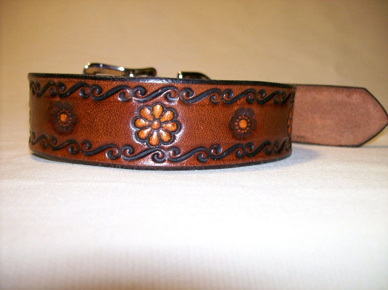 Leather Dog Collar with Scrollwork and Flower Design image 2