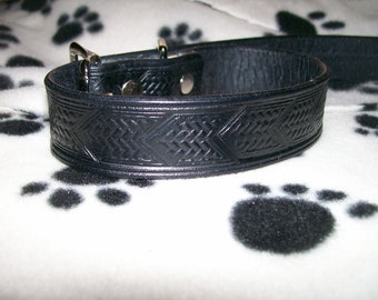 1" Wide Leather Dog Collar with Chevron Design