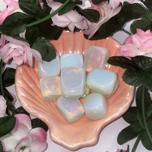 Opalite Tumble "Kamień Księżycowego Blasku"