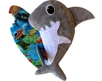 Mr. Sharky and his surfboard on the beach, shark and surfboard wreath attachment or wall décor, surfboard with shark bite, friendly shark
