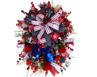 Luxury patriotic wreath with jewels, patriotic holiday décor, military family gift, Americana front porch decor, stars & stripes home décor
