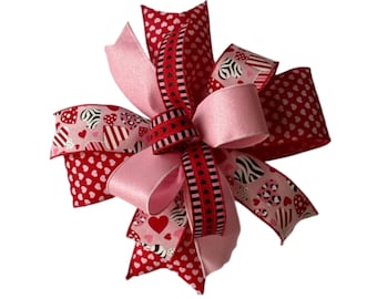 Valentines Day red and pink hearts bow for that special gift,  sugary glittered designer ribbon bow for Valentines Day, bow for gift basket