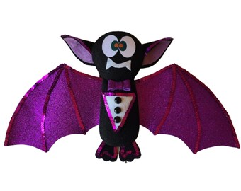 Halloween bat wreath attachment, black and purple bat, bat Halloween decoration, felt bat for Halloween, sequin glittered bat for home decor