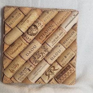 Wine Cork Trivet,wine lovers,housewarming gift,wine themed event,corks,wine corks,wine accessories,wine trivet,trivet,kitchen trivet,wine