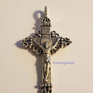 Ornate Cross with Jesus Image,findings,jewelry supplies,antiqued cross,rosary supplies,religious cross,catholic cross,religion,cross,jewelry