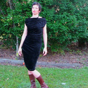 black velvety dress in bamboo stretch fabric