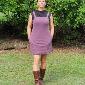 Robe bas du dos avec poches en aubergine chanvre/coton bio