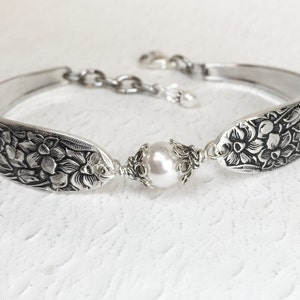 Spoon Bracelet, White Pearl, Sterling Silver Bali Bead Caps, Customizable Silverware Jewelry, 'Narcissus' 1935 image 2
