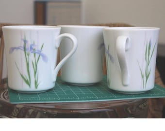 Corning Iris Floral Coffee Mugs Set of 3 White Blue Purple Flower Microwave Safe