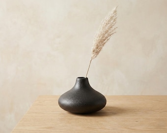 Black Pebble Bud Vase - Minimalistische Keramikvase