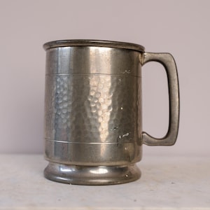 Vintage Pewter Tankard Mug with Hammered Finish, Rustic Barware, Collectible Metal Beer Stein, Medieval Style Cup, Man Cave Decor
