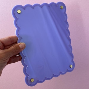 5&#39;x7&#39; acrylic scalloped edge square photo frame
