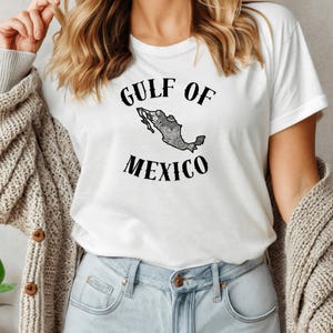 Golf von Mexiko Shirt, Golf von Mexiko Shirt, Kolonialismus, Golf von fragilem, salzig bleiben, Widerstand Tshirt, Karte Liebhaber Shirt, personalisiertes Geschenk, Anti Trump Shirt, Cottontee