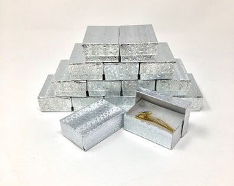 100 Pack - Silver Foil Boxes (2.5 x 1.5 x 1 in.) Cotton Filled Boxes