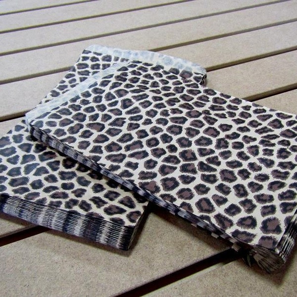 100 Pack Leopard Print Merchandise Bags (6 x 9 in) / Leopard Print Paper Bags - FREE SHIPPING