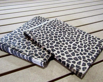 100 Pack - Leopard Print Sacks (8.5 x 11 in) / Leopard Print Paper Bags - FREE SHIPPING