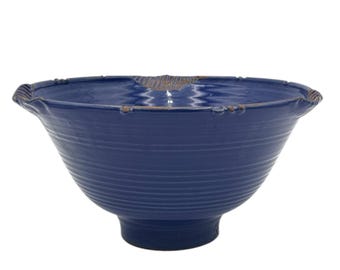 Paul Anthony Studio Pottery Bowl – grote 11,75 inch blauw geribbelde decoratieve kom – gesigneerd handgemaakt