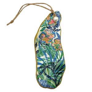Decoupage Oyster Shell Ornament: Tropical Floral, Gold Trim, 5 Inch
