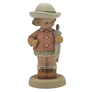 1992 Enesco Memories of Yesterday Figurine – “Waiting for the Sunshine” by Lucie Attwell