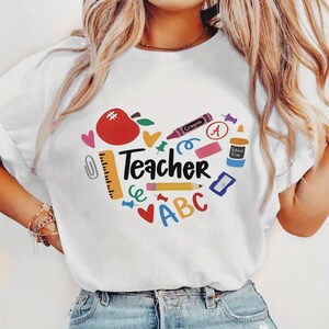 Teacher Love Heart Graphic T-Shirt: Back To School Gift