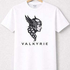 T-shirt Freyja, déesse sombre, symbole de fertilité et de spiritualité nordique, cadeau inspiré de l'hellénisme et de l'ésotérisme, t-shirt gothique pour maman gothique. Déesse nordique