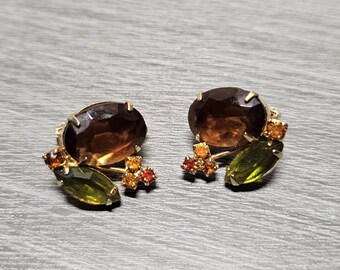 1950's Root Beer Rhinestone Floral Clip-on Earrings – Retro Statement Jewelry