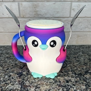 Rainbow Penguin Ice Cream Holder|3D Printed Cute Gift | Cute 3D Printed Gift for Ice Cream Lovers & Penguin Fans|Patriotic Ice Cream Holder